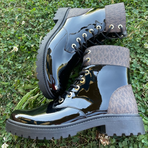 COPY - Michael Kors Alistatair Blk/Brn Patent Combat Boots NWT - Picture 1 of 3